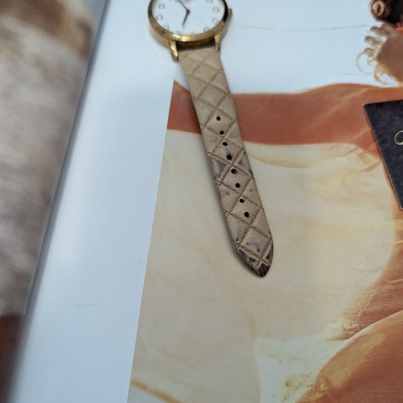 Retired design Kate Spade New York Lady's Wrist Watch Pink and Pastel Dots Face - Picture 3 of 8